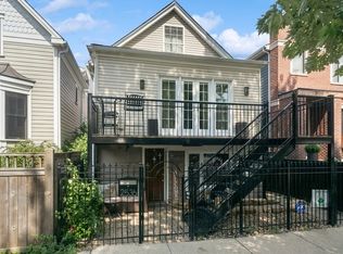 2536 W Medill Ave, Chicago, IL 60647
