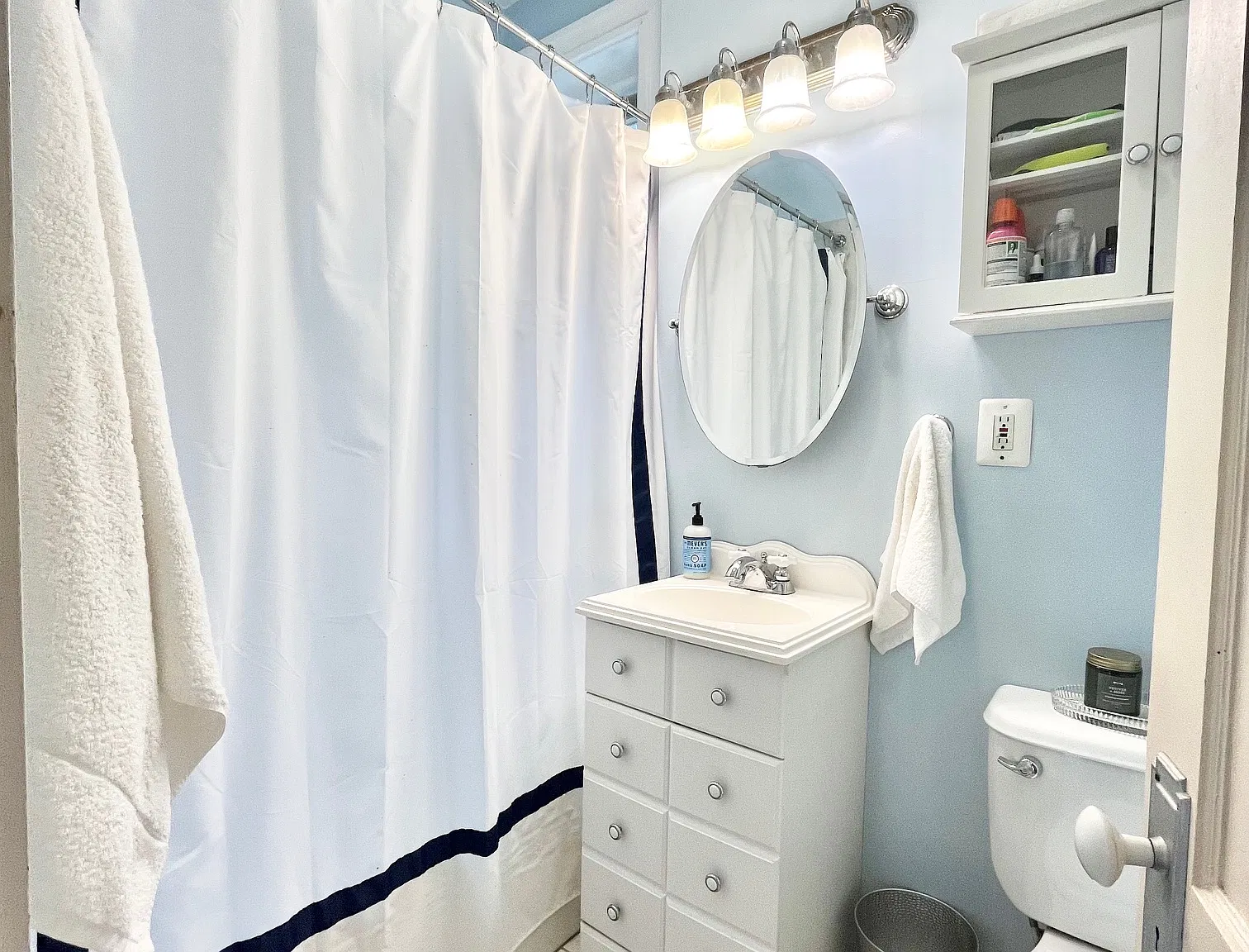 1 bed, 9999 sqft, $2,300 — Photo 4