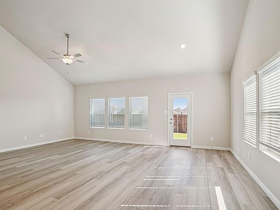 4th image of 6205 Timberhurst Dr