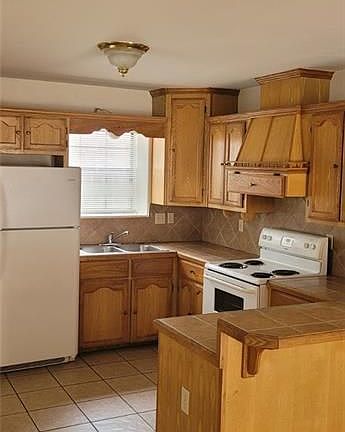 2nd image of 2020 Aruba Dr APT 5