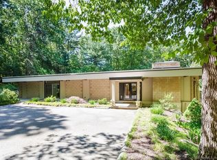 44 Cedar Ridge Dr, Glastonbury, CT 06033