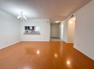 360 Pioneer Dr APT 116, Glendale, CA 91203