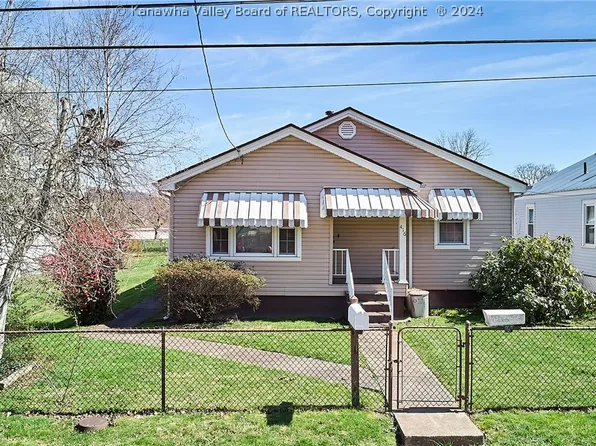 416 Holley St, Saint Albans, WV 25177