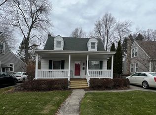 1112 Royal Ave, Royal Oak, MI 48073