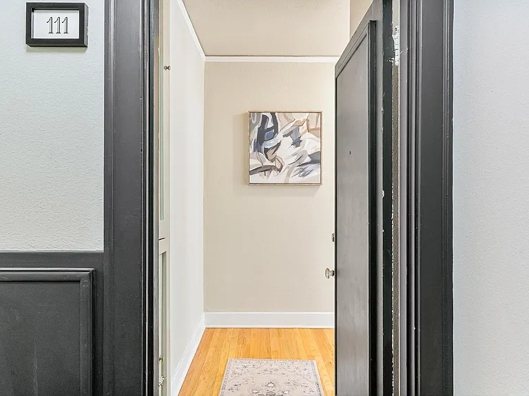 905 NE 43rd St #111 — Photo 16