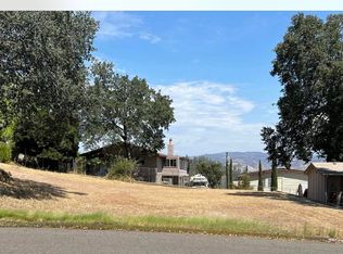 5374 Treasure Hill Dr, Oroville, CA