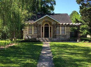 1002 8th St, Lake Charles, LA 70601
