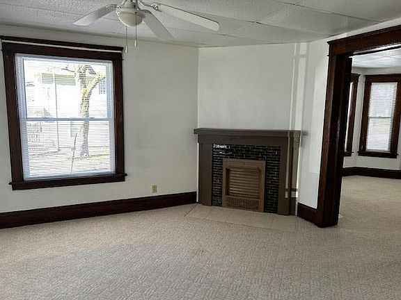 2nd image of 579 Pine St