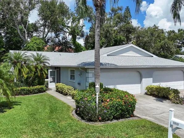 5920 Bonaventure Pl, Sarasota, FL 34243