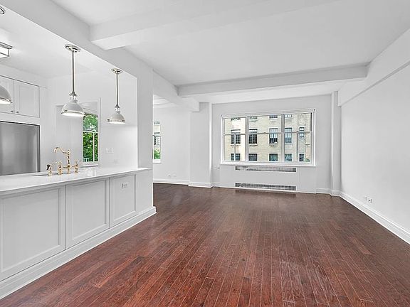 3rd image of 295 Central Park W APT 10B