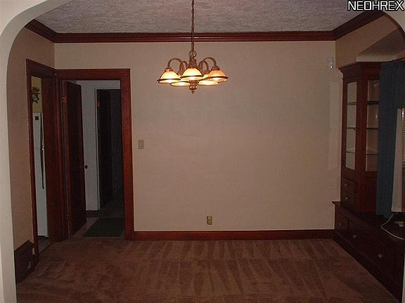 3rd image of 8010 Garfield Blvd