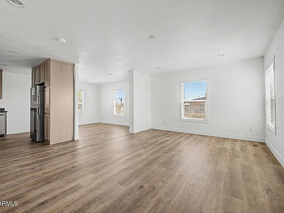 4th image of 341 S MALCOLM Drive