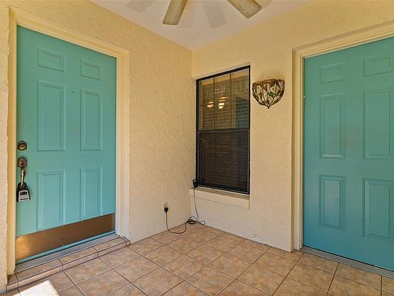 5th image of 1522 S POINTE DRIVE