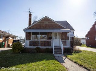23304 Almond Ave, Eastpointe, MI 48021