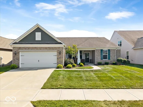 16127 Loire Valley Dr, Fishers, IN 46037