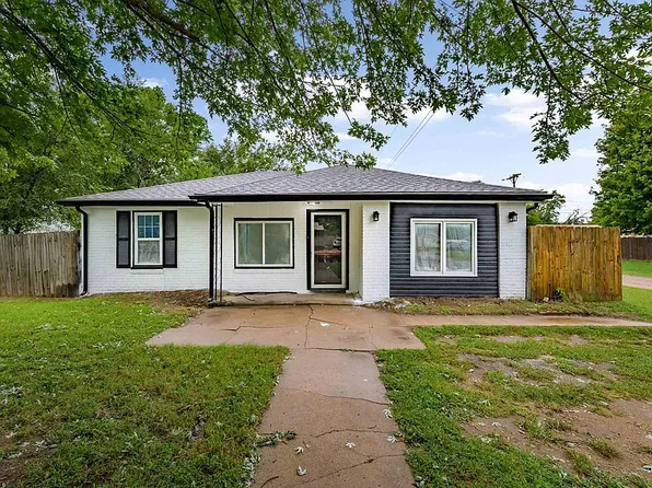 159 N Young St, Wichita, KS 67212