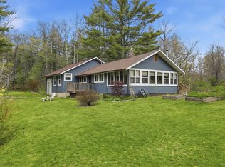7140 N Amy School Rd, Howard City, MI 49329