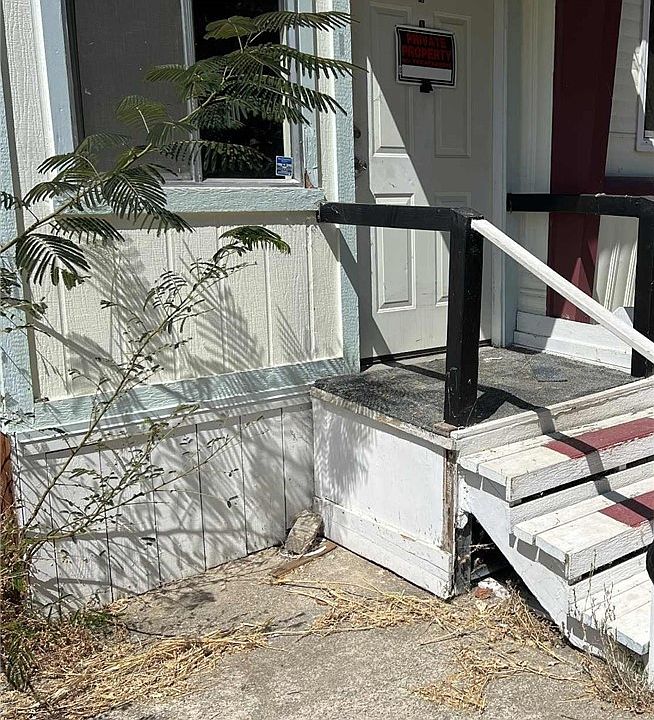 1st image of 6839 Howard Ave