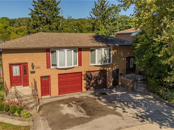 353 Enfield Rd, Burlington, ON L7T 4E7