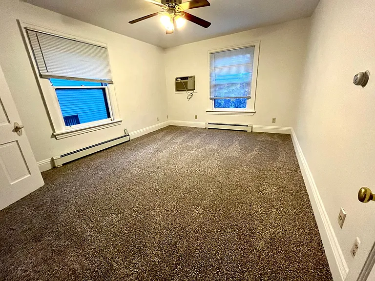 434 S Johnson St — Photo 4