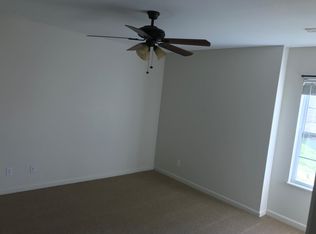 130 Lucy Ln, Maryville, TN 37803