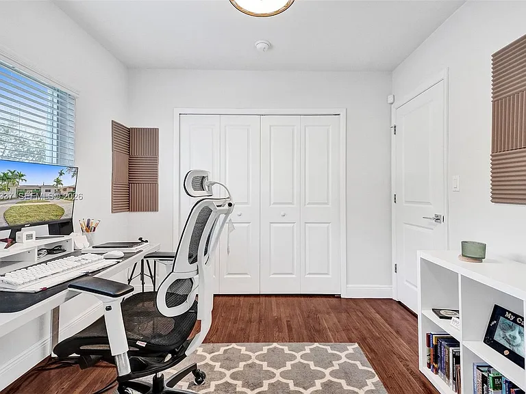 1102 Meadowlark Ave — Photo 47