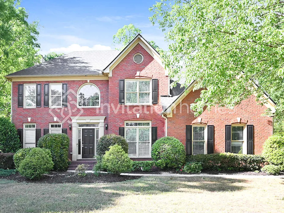 275 Merritt Dr