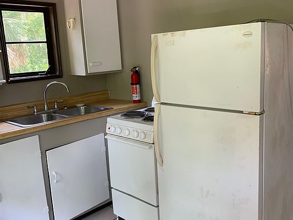 4th image of 1374 E New York Ave APT 4