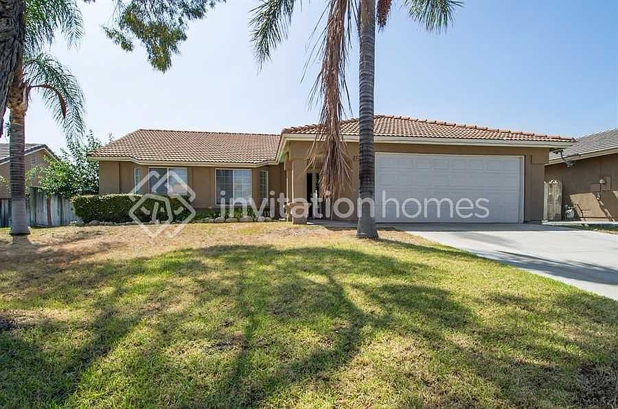 1st image of 2579 W Buena Vista Dr