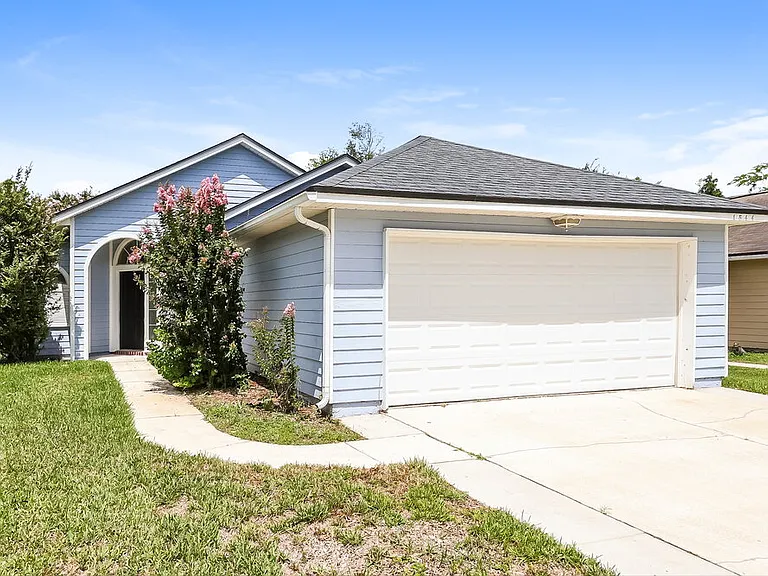 1544 Slash Pine Ct — Photo 1