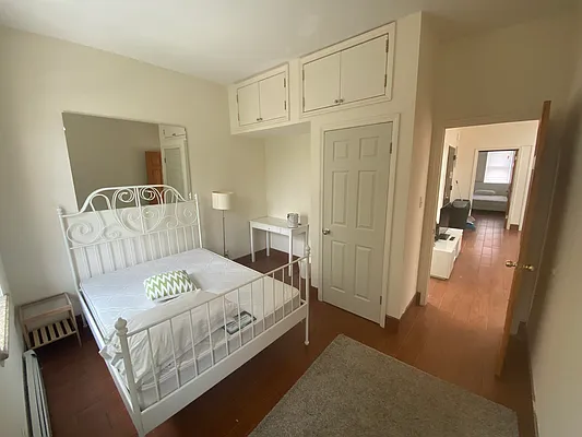 Rented by Nooklyn NYC LLC | media 10