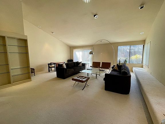 2nd image of 239 Lapwing Ct