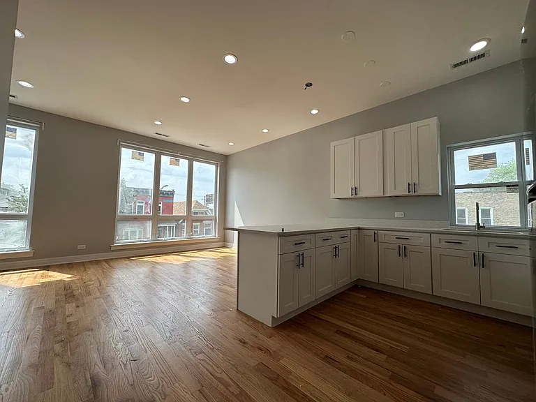 2740 W Jackson Blvd #2 — Photo 1