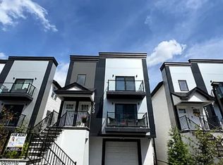 753 Seaport Dr #2, Elizabeth, NJ 07201