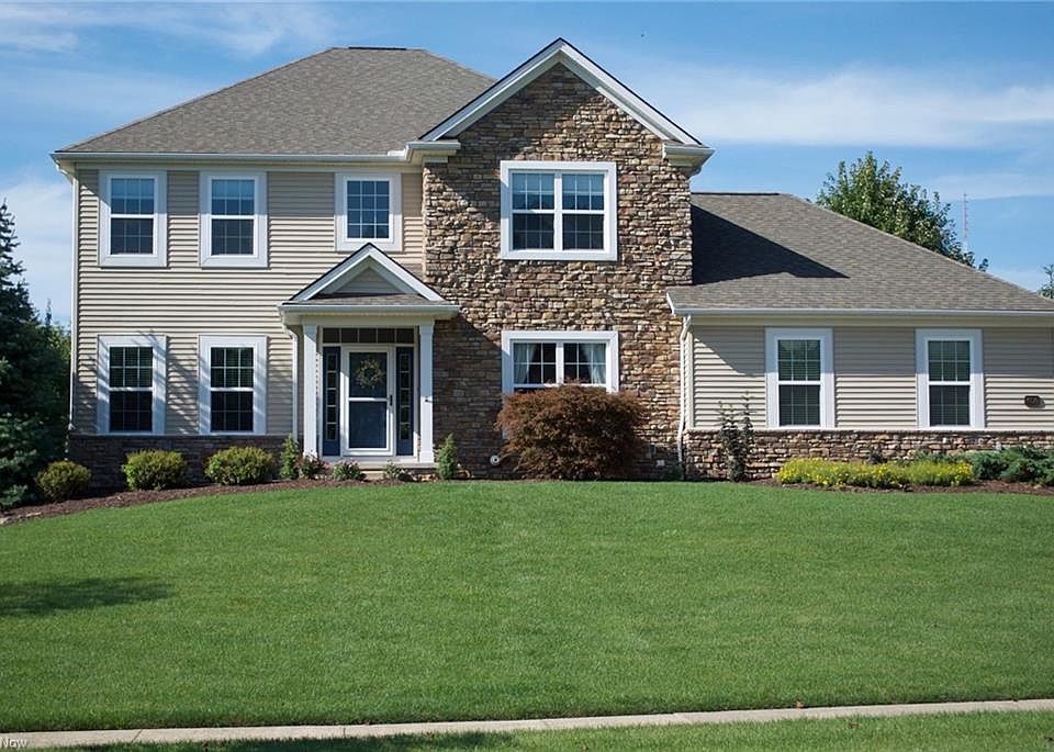1st image of 4810 Valleybrook Dr