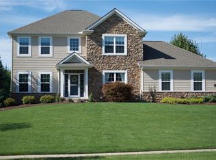 4810 Valleybrook Dr, Brecksville, OH 44141