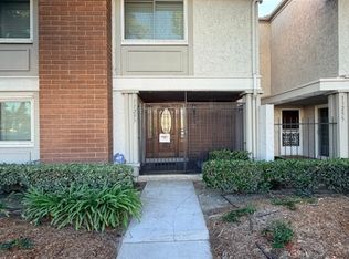 11257 Knott Ave, Cypress, CA 90630