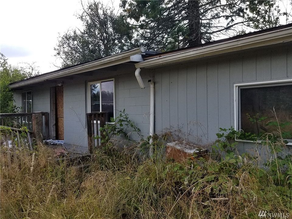 1st image of 13908 Vickery Ave E