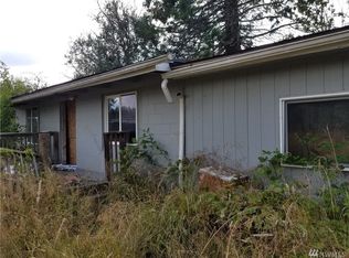 13908 Vickery Ave E, Tacoma, WA