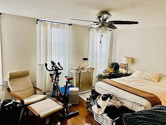 1st image of 62 1st Pl APT 4