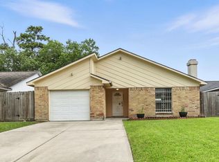 8611 Valley Ledge Dr, Houston, TX 77078