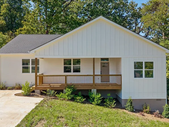 1413 Melody Ln, Chattanooga, TN 37412