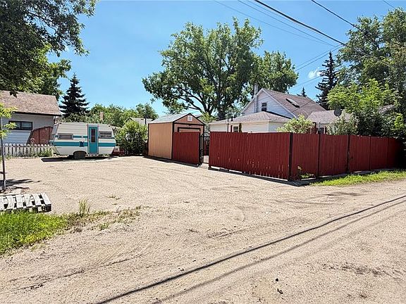 4th image of 217 2nd AVENUE