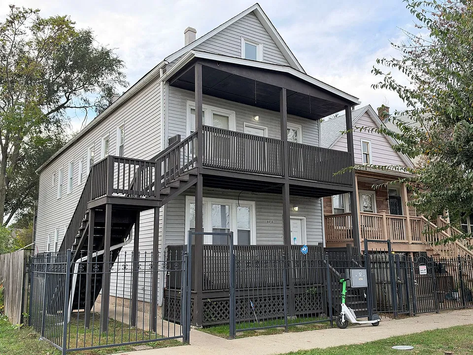 8438 S Baltimore Ave