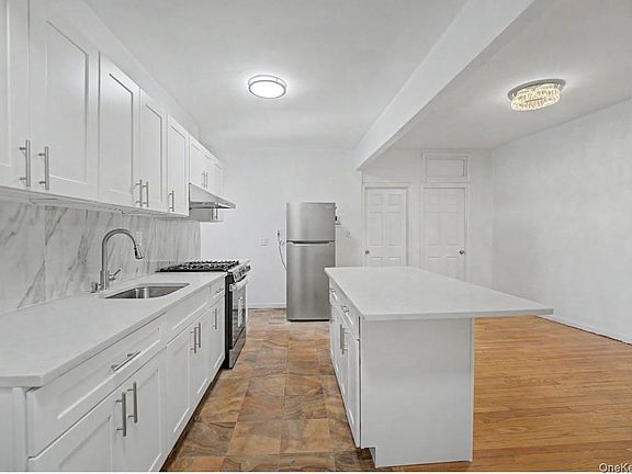 2nd image of 88-11 Elmhurst #D2