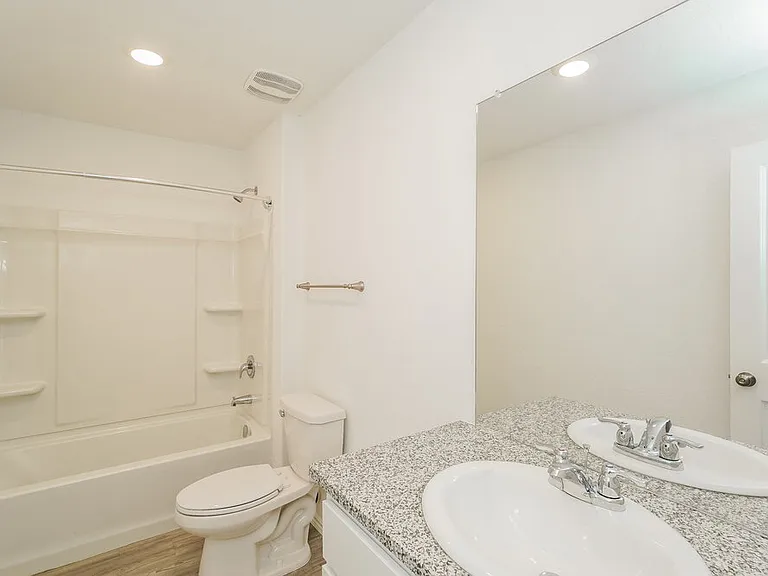 2441 Double Oak Dr — Photo 14