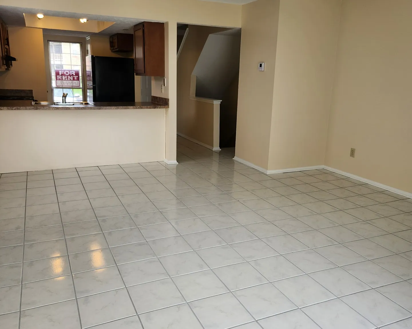 2 bed, 1.5 bath, 1600 sqft, $1,600 — Photo 1