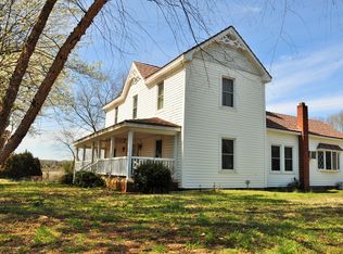 8400 Reedy Creek Rd, Charlotte, NC 28215