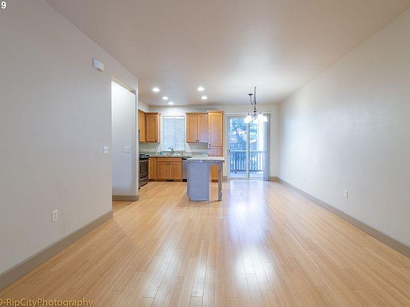 5th image of 1940 NE 49th Way