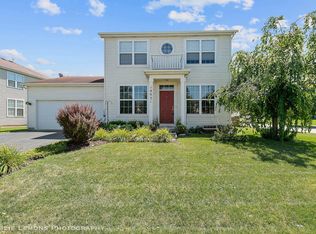 1803 Westridge Pl, Aurora, IL 60504